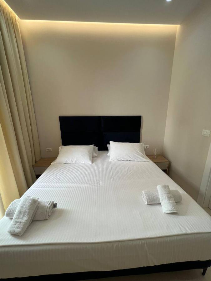 Mare Rooms Vlore Kanine Extérieur photo