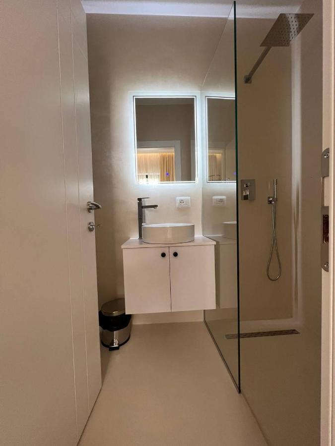 Mare Rooms Vlore Kanine Extérieur photo